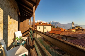 Petra Apartment in Civenna by Wonderful Italy